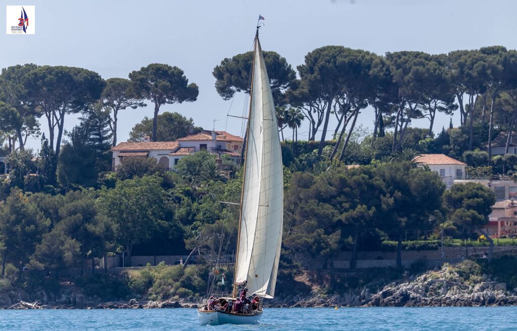 Bart Weduwer s’impose avec Encounter pour les 30 ans des Voiles d’Antibes 2 Antibes (FRA,06), Les Voiles d'Antibes 2026, Race Day 2