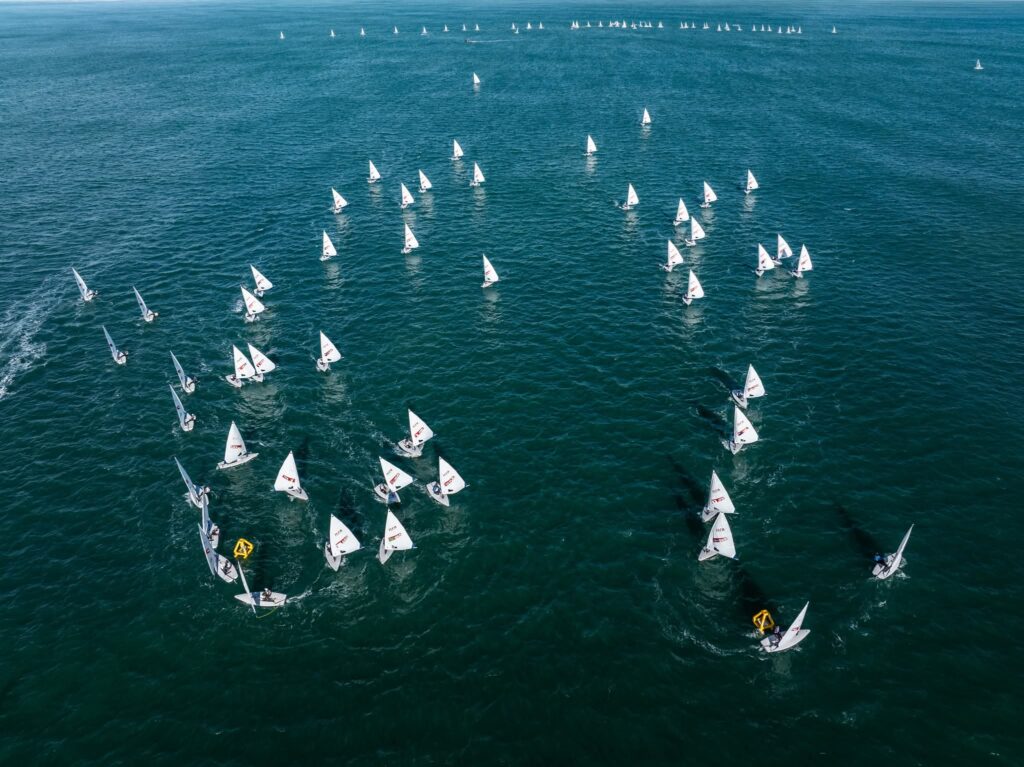 Résultat de Louise Debeaumont au Youth Sailing World Championship : le Y.C.M. représenté en ILCA 6 10 Louise Debeaumont